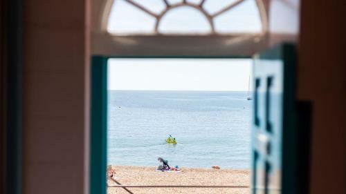 3 Beach Way House