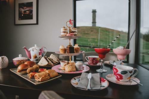 The Knowes Hotel & Restaurant