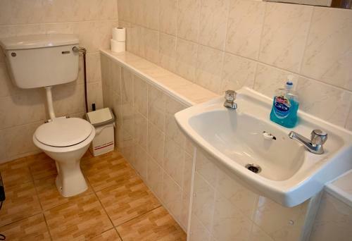 Hostal Yally Hotel