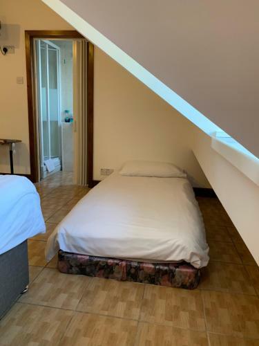 Hostal Yally Hotel
