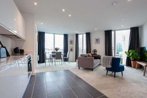 Spacious 2 Bed Apartment In Central Manchester