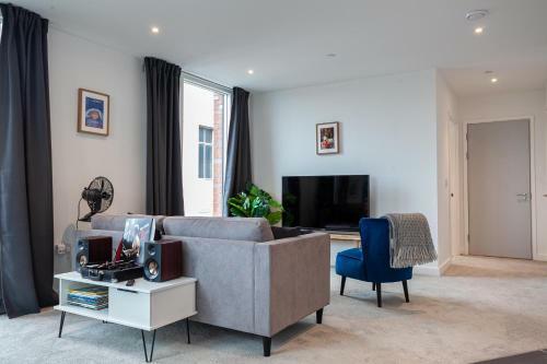 Spacious 2 Bed Apartment In Central Manchester