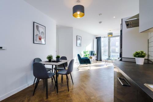 Hilltop Serviced Apartments - Ancoats