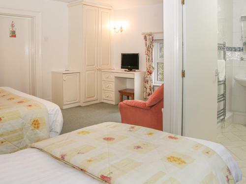 Rosehill Manor