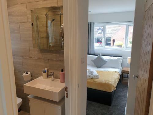 Marlow's Emerald 3 Bed House Sleeps 8 Guests