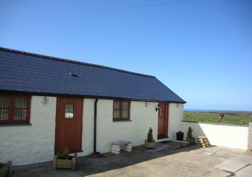 Bwthyn Ysgubor ( The Barn)