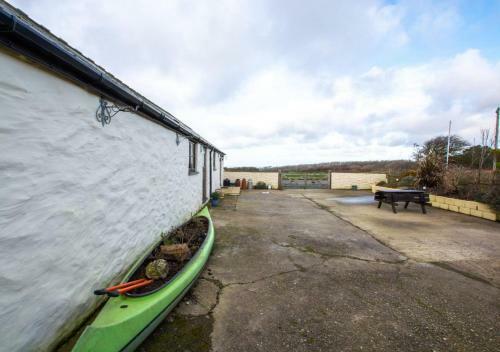 Bwthyn Ysgubor ( The Barn)