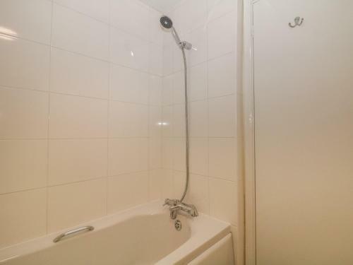 George Centre Apartment 5