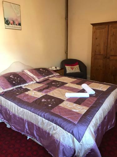 Assheton Arms Hotel