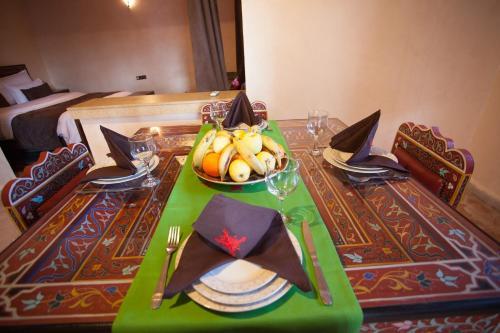 Bed & Breakfast Kasbah Tizzarouine