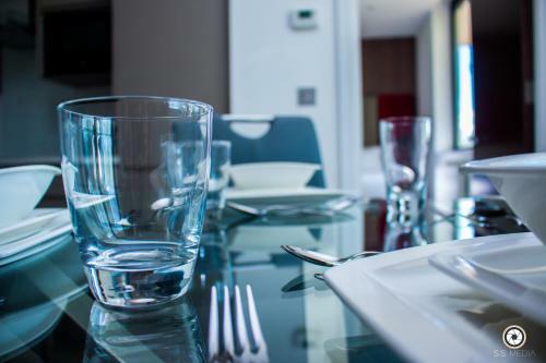 Luxury Serviced Apartments Milburn House