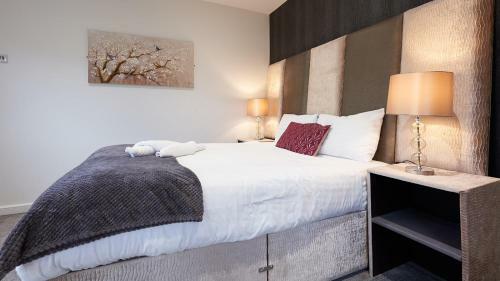 Luxury Serviced Apartments Milburn House