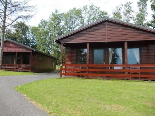 Birch Lodge 20 With Hot Tub Newton Stewart
