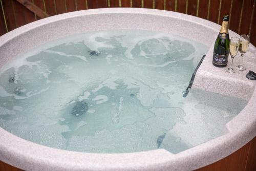 Birch Lodge 14 With Hot Tub Newton Stewart