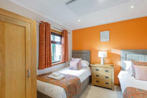 Birch Lodge 14 With Hot Tub Newton Stewart