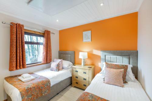 Birch Lodge 14 With Hot Tub Newton Stewart