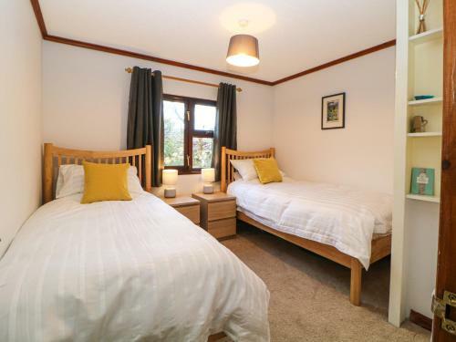 Dewbury Lodge