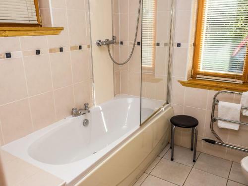 Holiday Home Glenlogie