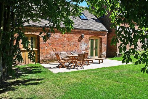 Morville Villa Sleeps 4 Wifi