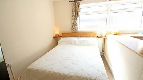 Queens Road Studio, Mumbles