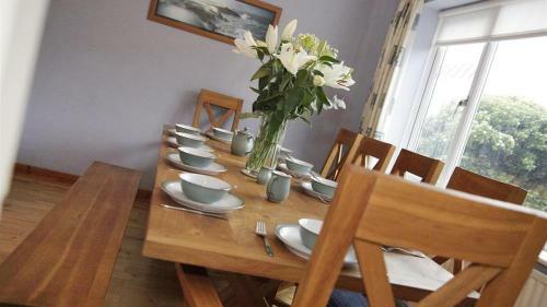 Ty Hyfryd, Limeslade