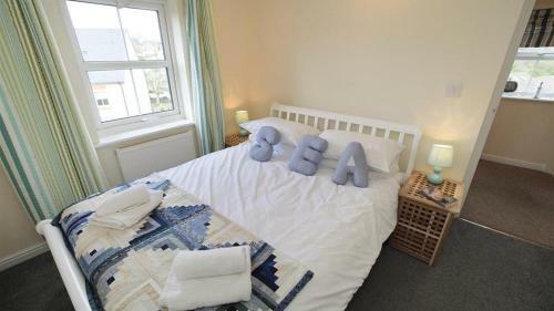 312 William Gammon Dr, Limeslade