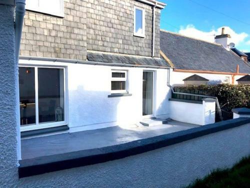 Beach Cottage Charming Cottage 2 Mins From The Beach