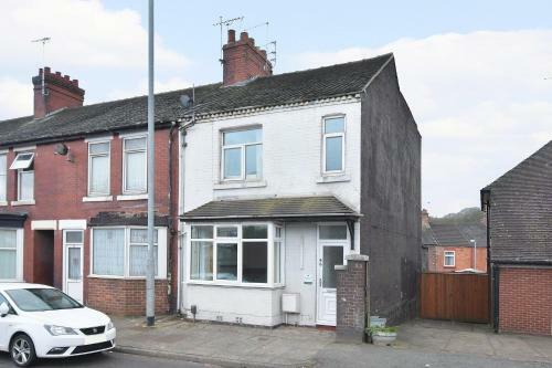 Middleton House - Spacious Entire Home For Groups & Workers