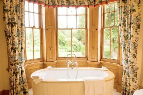 Hotel The Jockey Club Rooms