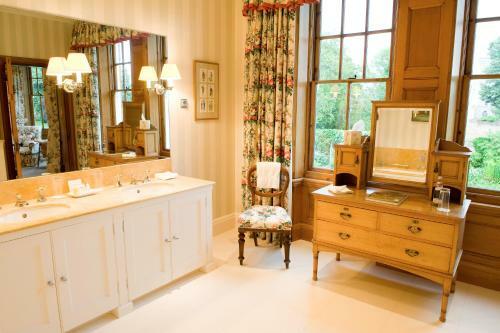 Hotel The Jockey Club Rooms