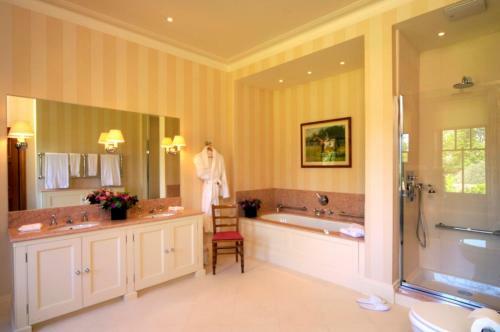Hotel The Jockey Club Rooms