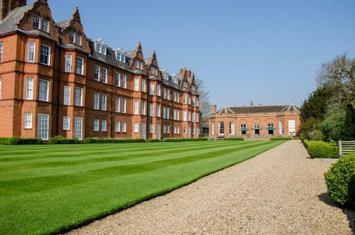 Hotel The Jockey Club Rooms