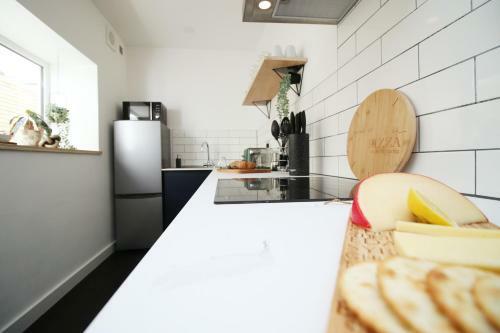Aneurin House By Staybc