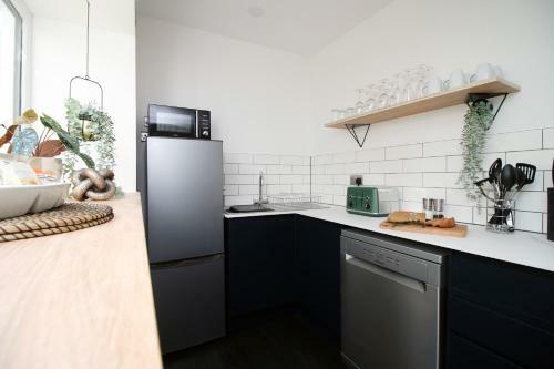Aneurin House By Staybc