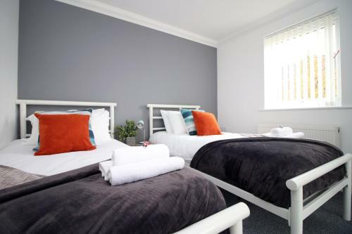 Usk House By Staybc