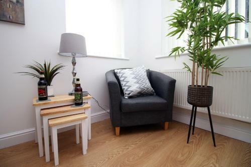 Usk House By Staybc
