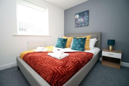 Usk House By Staybc