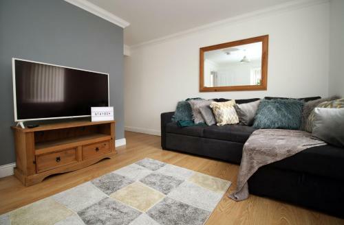 Usk House By Staybc