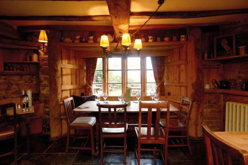 Hotel Barn Owl Inn