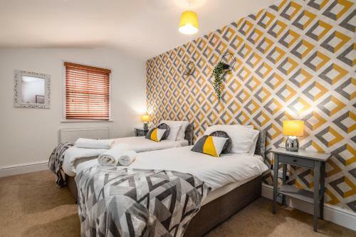 Spacious Contractor House For Large Groups - Private Parking By Comfy Workers