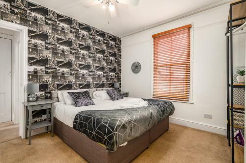 Spacious Contractor House For Large Groups - Private Parking By Comfy Workers