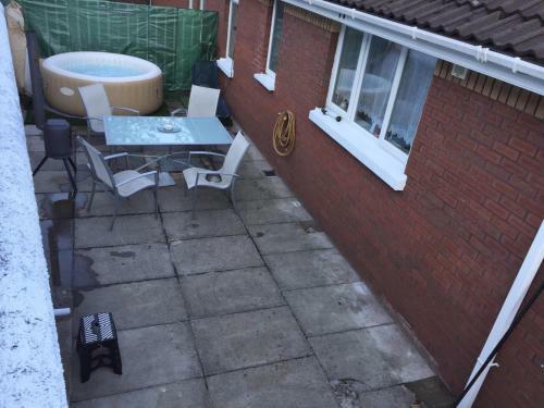 Immaculate Relaxing 2 Bed House To Enjoy