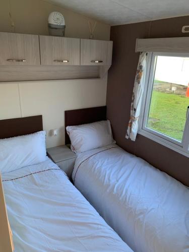 Brand New 8 Berth Caravan - Sleeps 8
