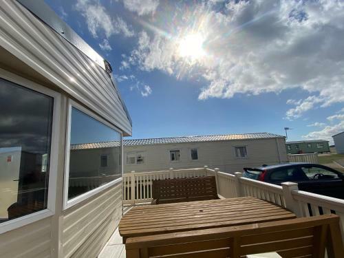 Brand New 8 Berth Caravan - Sleeps 8