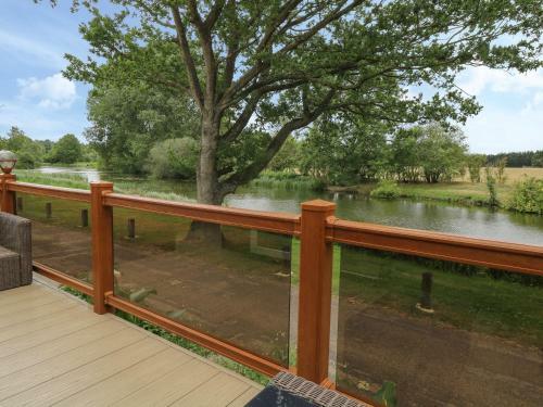 1 Lakeview