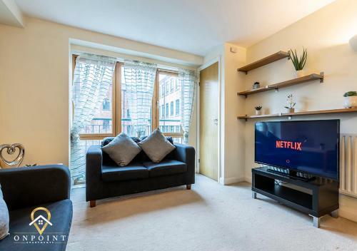 Onpoint Apartments - 2 Bedroom Apartment In Superb Location!