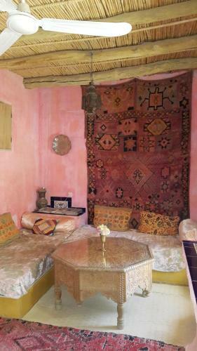 Hostal Auberge Chez Julia