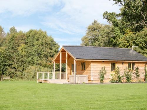 Moorhen Lodge