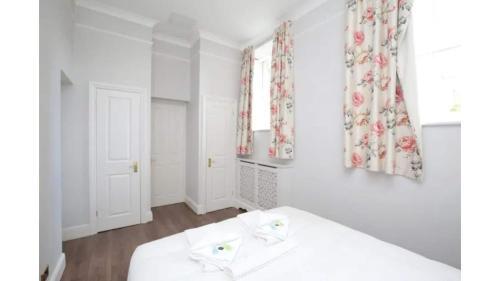 Apartamento 2 Bed In Historical Oxford Building W/ Parking