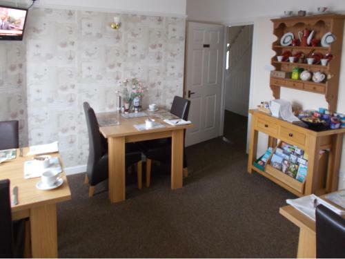 Bed & Breakfast Penarth Guest House